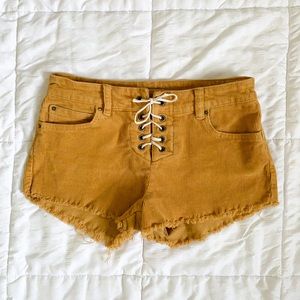 Billabong Lite Hearted Shorts, Size 24, Mustard